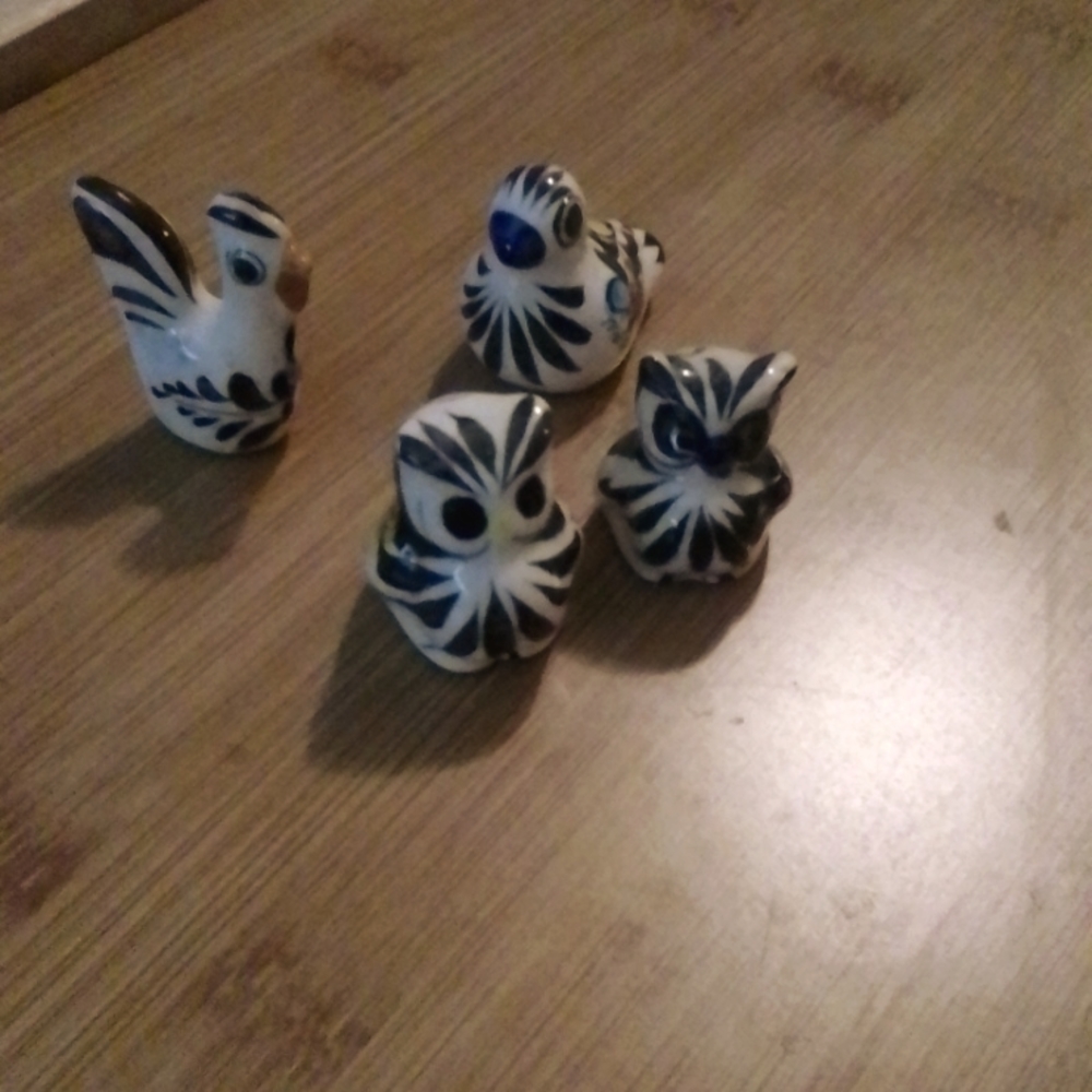 Miniature glass figurines